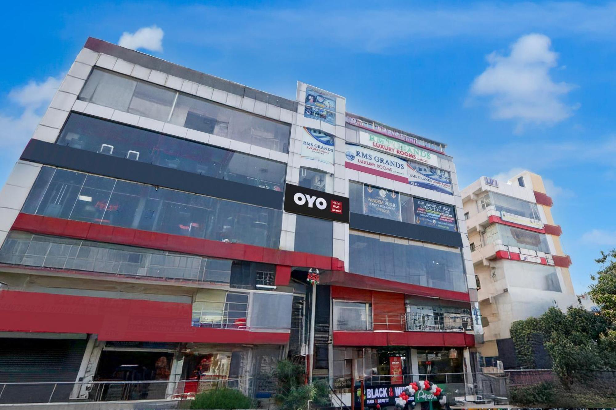 Hotel O Rms Grand Patancheru Exterior foto