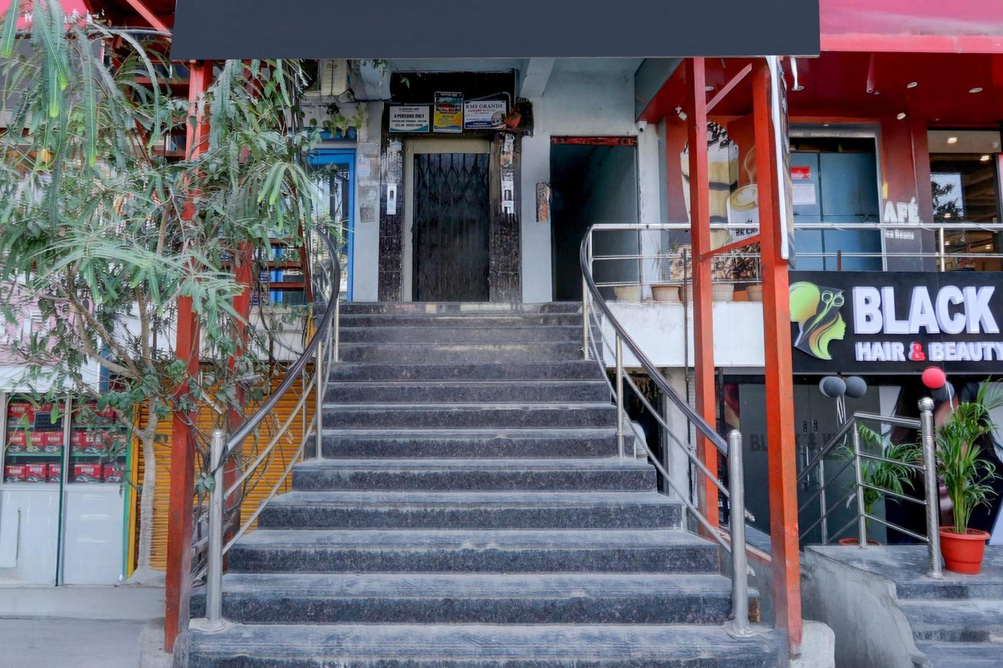 Hotel O Rms Grand Patancheru Exterior foto